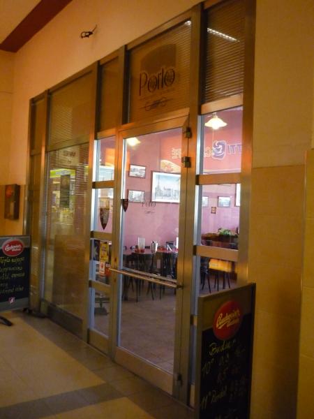 Pizzeria Porto Olomouc vchod z nádraží